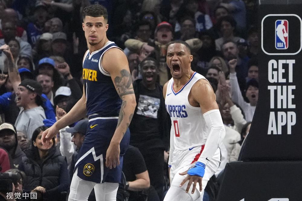 他们在整个 他们在整个