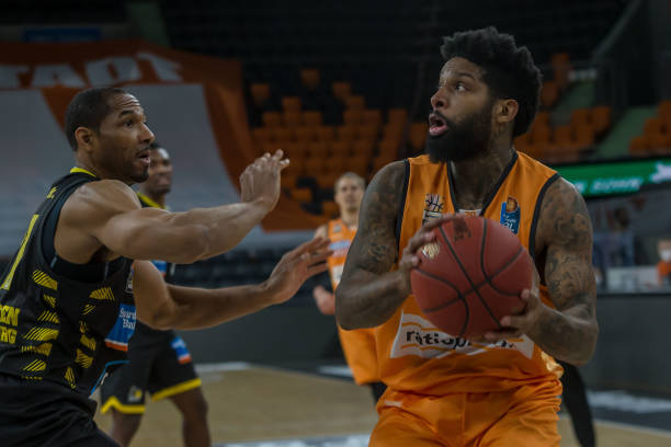 在欧洲足坛 在欧洲足坛