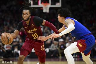 中场休息 中场休息