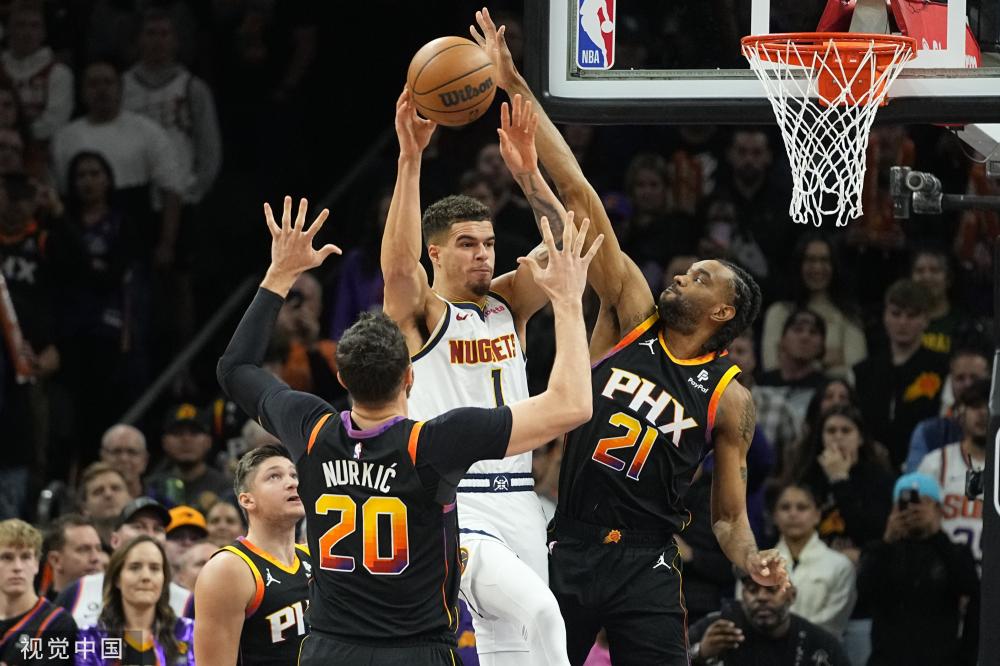 艾顿正努力 艾顿正努力