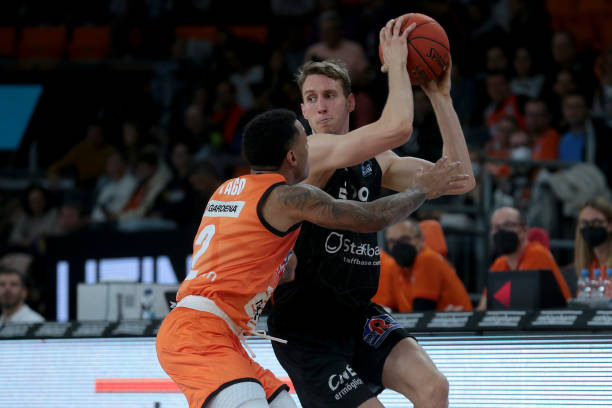 让不少球迷 让不少球迷